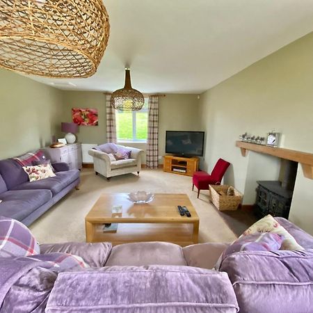 Belle Vue, 5 Bedroom House コッカーマス エクステリア 写真