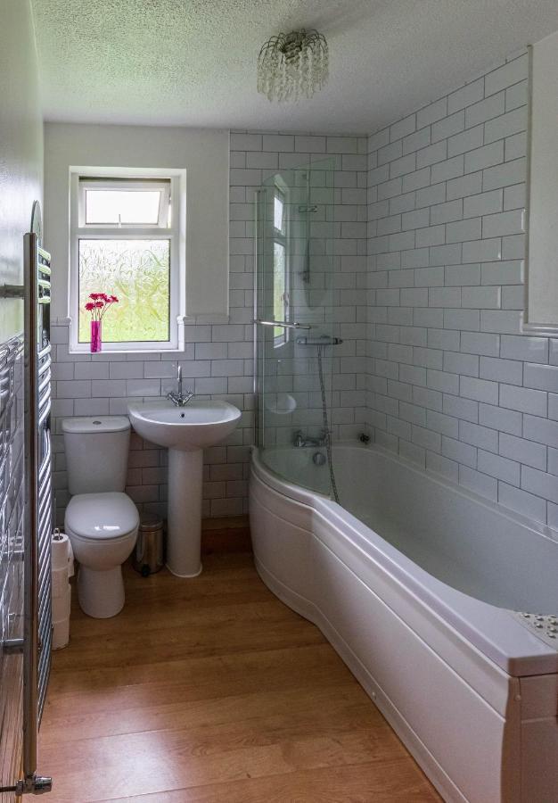 Belle Vue, 5 Bedroom House コッカーマス エクステリア 写真